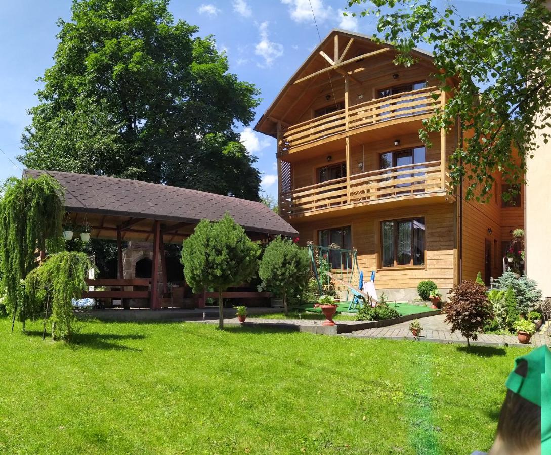 Guest House Shafran Yaremche Exterior photo