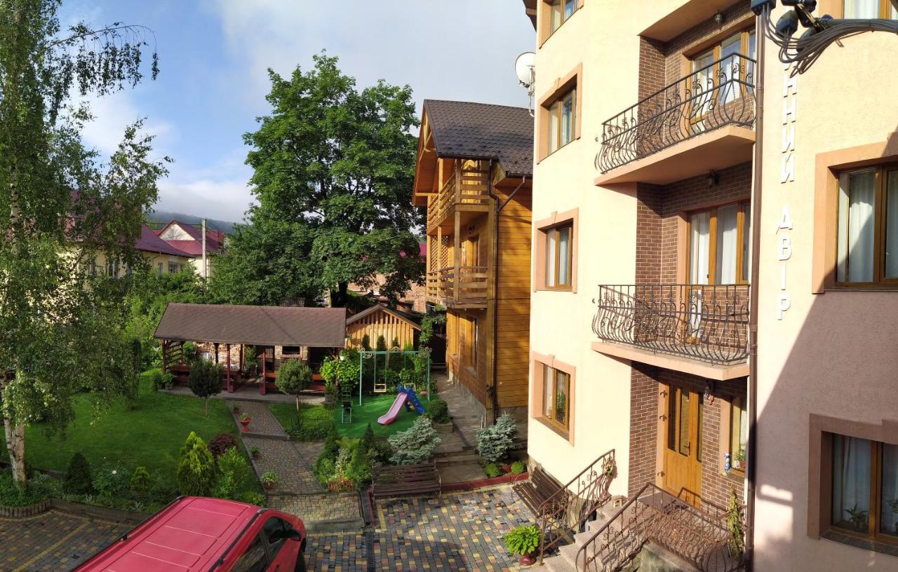 Guest House Shafran Yaremche Exterior photo