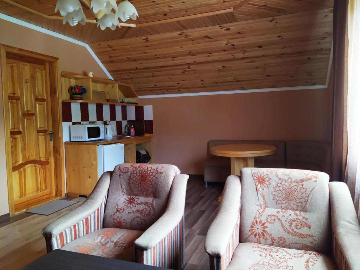 Guest House Shafran Yaremche Exterior photo